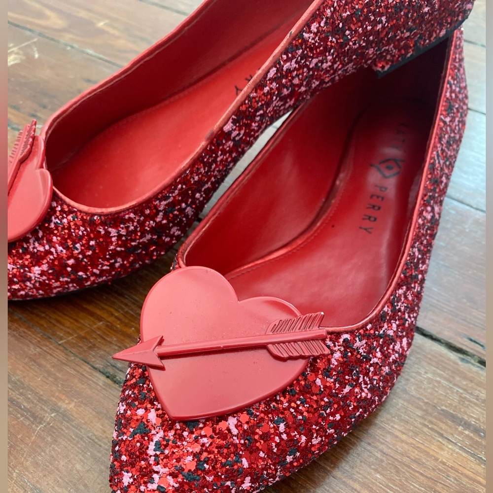 Katy Perry sparkly Valentine’s flats! Sz 8.5